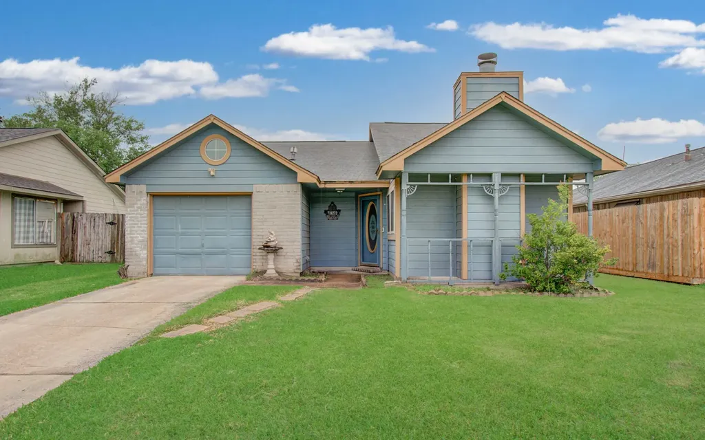 1427 Dell Dale Street Channelview TX 77530