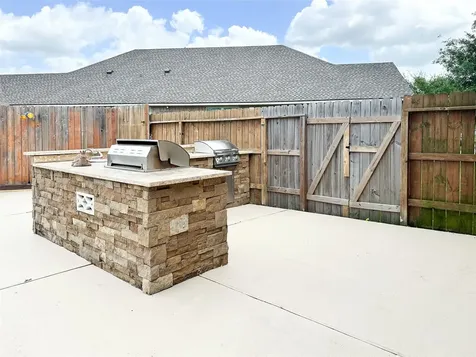 402 Heatherton Hill Drive Rosenberg TX 77469