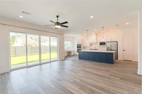 972 Terlingua Creek Drive Conroe TX 77304