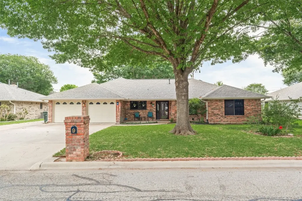 9 Beaver Loop Temple TX 76502
