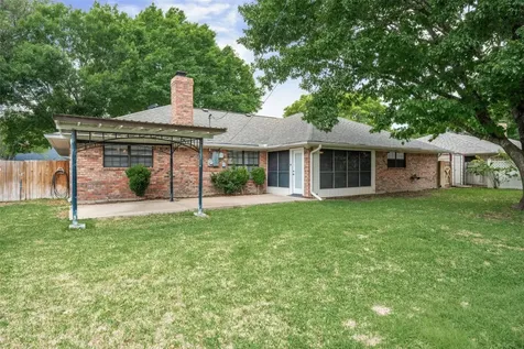 9 Beaver Loop Temple TX 76502