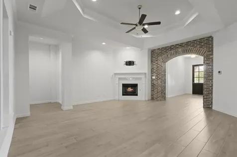 1350 Miss Kyndall Lumberton TX 77657
