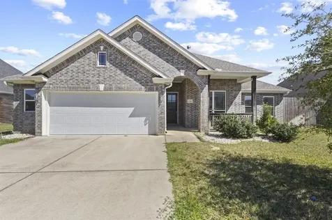 1350 Miss Kyndall Lumberton TX 77657