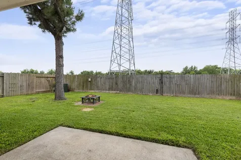10015 Elm Knoll Trail Houston TX 77064