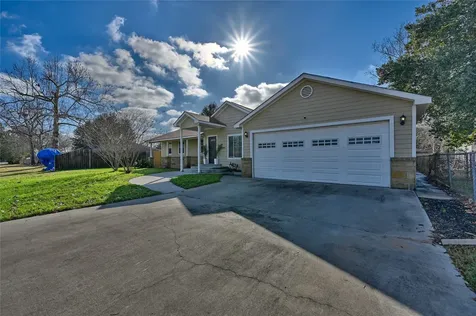 1702 Rampart Street Columbus TX 78934