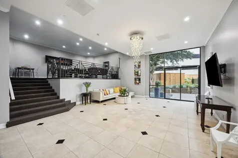 3350 Mccue Road 802 Houston TX 77056