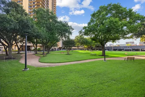 3350 Mccue Road 802 Houston TX 77056