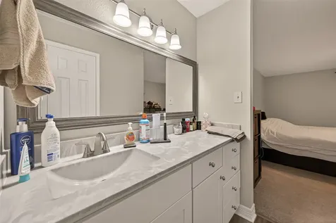 14555 Wunderlich Drive 2904 Houston TX 77069