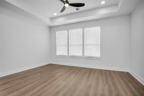 8214 Cowart Street Houston TX 77029