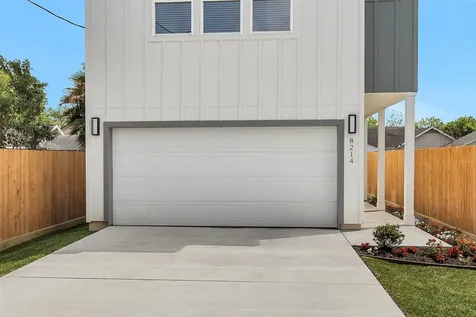 8214 Cowart Street Houston TX 77029
