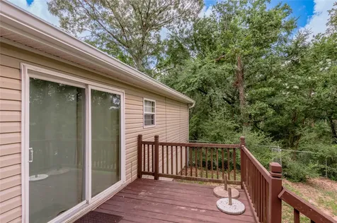 221 Chestnut Bend Huntsville TX 77320