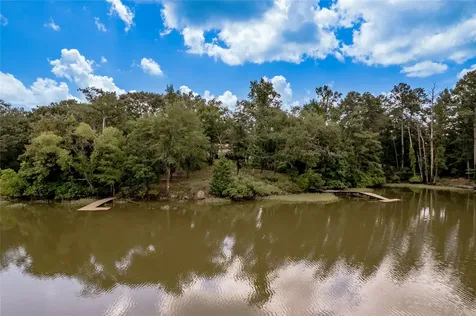 221 Chestnut Bend Huntsville TX 77320