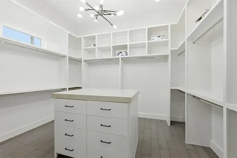 204 Milwaukee Street Houston TX 77009