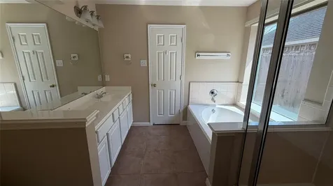 4810 Bonny Loch Lane Houston TX 77084
