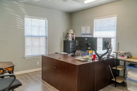 4959 Highway 90 Alleyton TX 78935