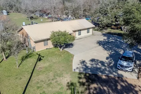4959 Highway 90 Alleyton TX 78935