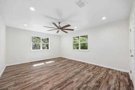 1231 Lavaca Canyon Lake TX 78133