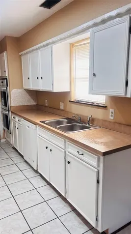 8343 Sterlingshire Street Houston TX 77078
