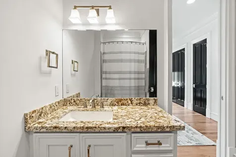 1216 Arlington Street Houston TX 77008