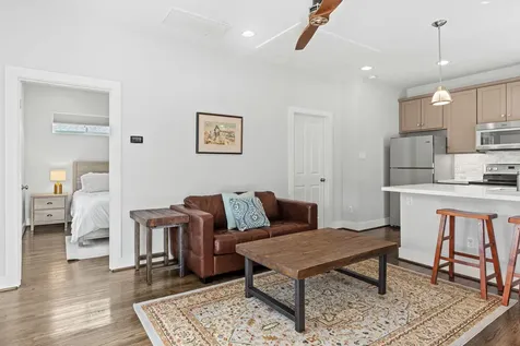 1216 Arlington Street Houston TX 77008