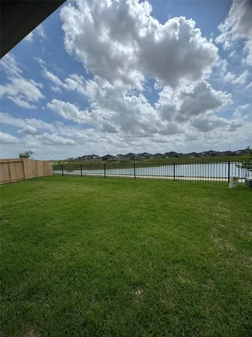 31123 Warwick Coast Court Fulshear TX 77441