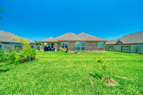 9515 Taylor Lane Mont Belvieu TX 77523