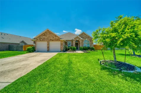 9515 Taylor Lane Mont Belvieu TX 77523