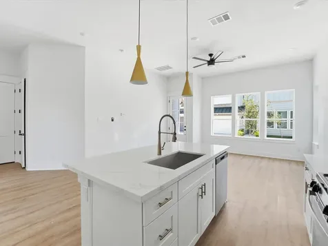 8914 Sunshine Laverne Lane Houston TX 77080