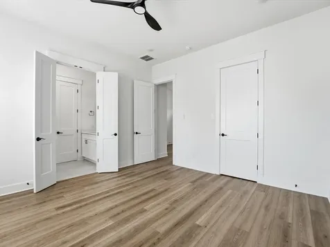 8914 Sunshine Laverne Lane Houston TX 77080