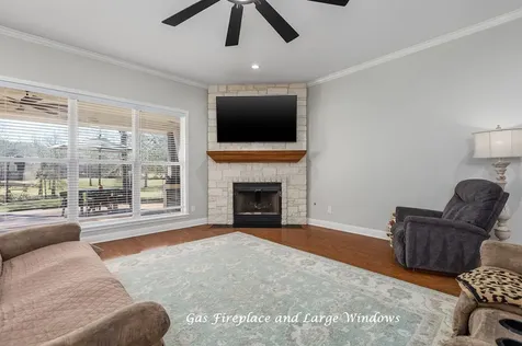 298 Spring Creek Drive Nacogdoches TX 75965
