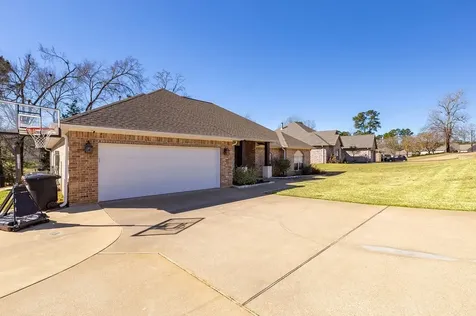 298 Spring Creek Drive Nacogdoches TX 75965