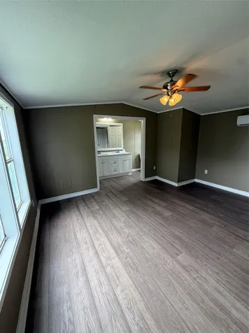 2519 Mcdonald Road Oyster Creek TX 77541