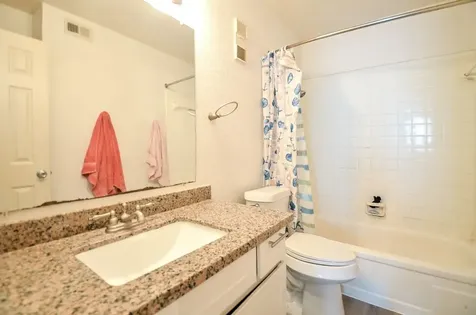 8100 Creekbend Drive 120 Houston TX 77071