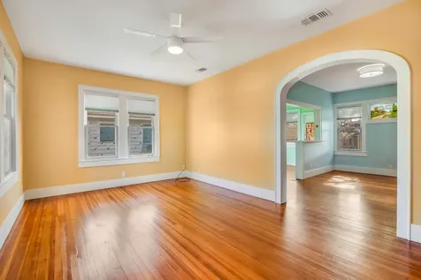 4823 Fannin Drive Galveston TX 77551