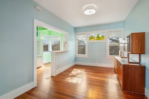 4823 Fannin Drive Galveston TX 77551