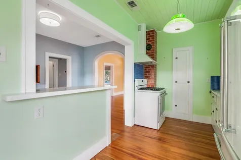 4823 Fannin Drive Galveston TX 77551