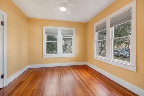 4823 Fannin Drive Galveston TX 77551