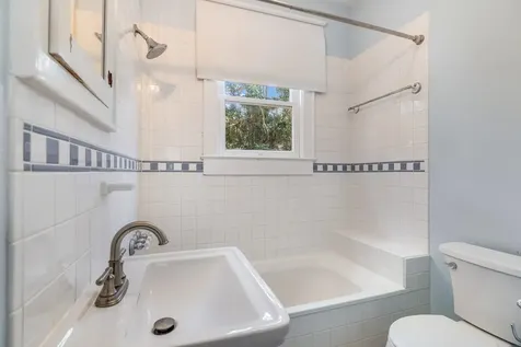 4823 Fannin Drive Galveston TX 77551