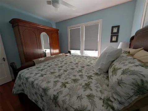 4823 Fannin Drive Galveston TX 77551