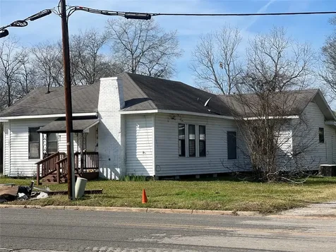 1101 N 1st Street Lufkin TX 75901