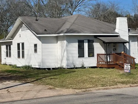 1101 N 1st Street Lufkin TX 75901