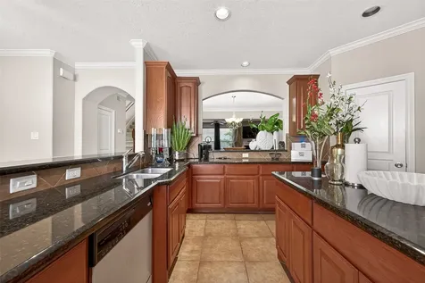 3418 Skyline Village Drive Houston TX 77057