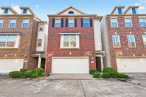 3418 Skyline Village Drive Houston TX 77057