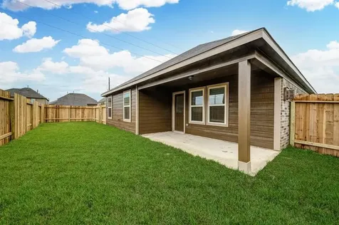 2702 Golden Hills Court Fresno TX 77545