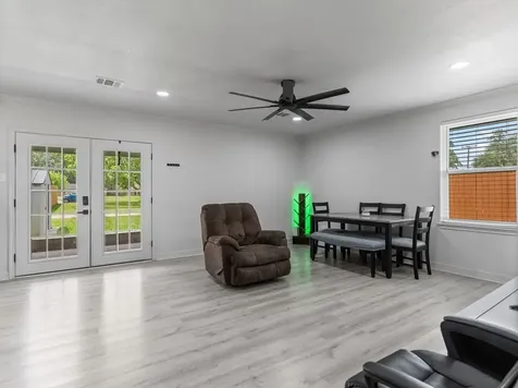 910 7th Street Bay City TX 77414
