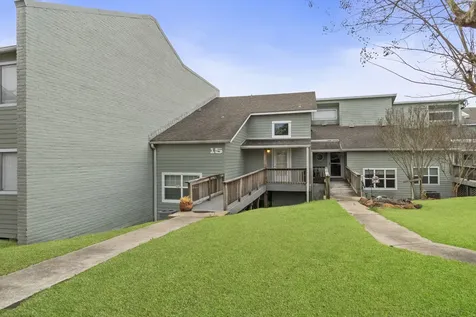 325 Carolcrest Lane 15 Livingston TX 77351