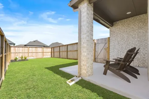 11915 S Pavillion Drive Mont Belvieu TX 77523