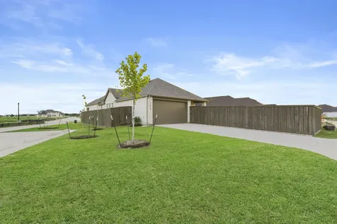 11915 S Pavillion Drive Mont Belvieu TX 77523