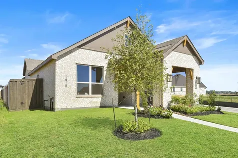 11915 S Pavillion Drive Mont Belvieu TX 77523