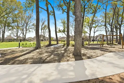 11915 S Pavillion Drive Mont Belvieu TX 77523